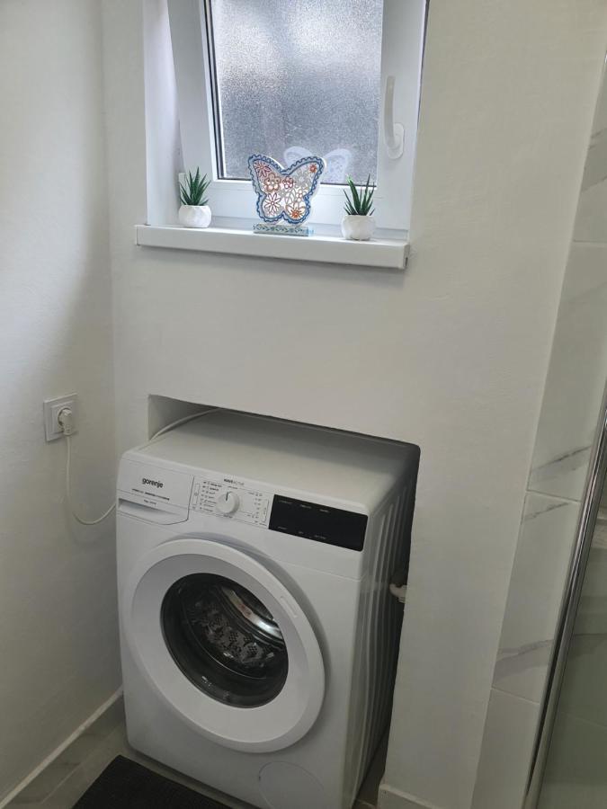 Apartment Kety Pula Bagian luar foto