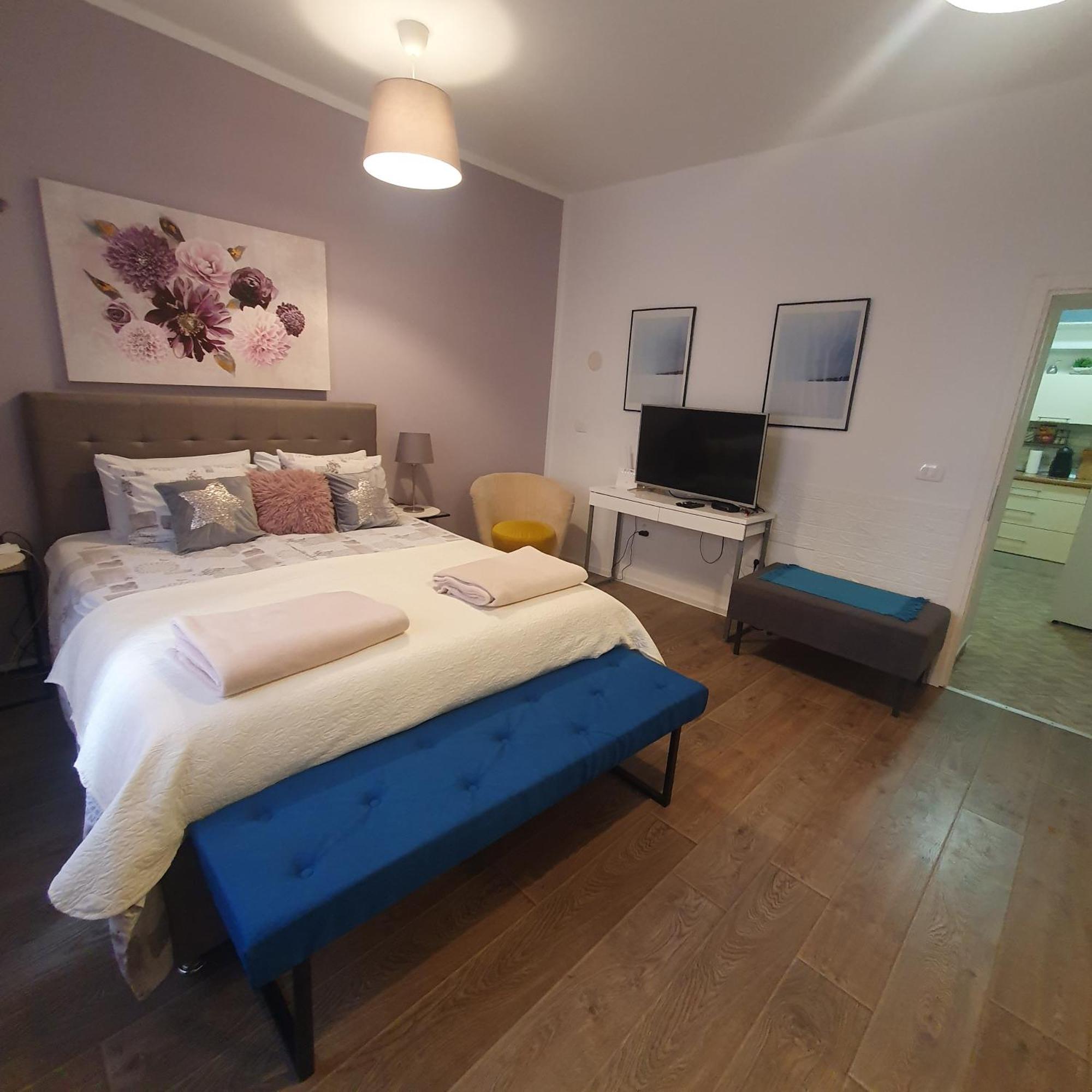 Apartment Kety Pula Bagian luar foto