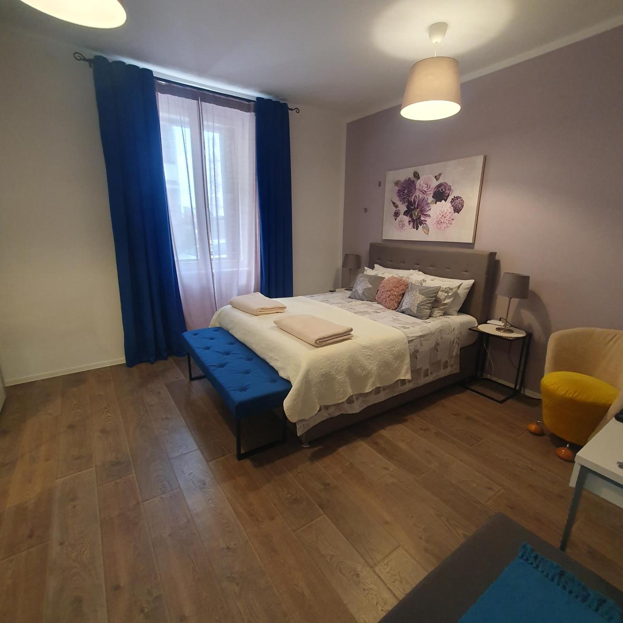 Apartment Kety Pula Bagian luar foto