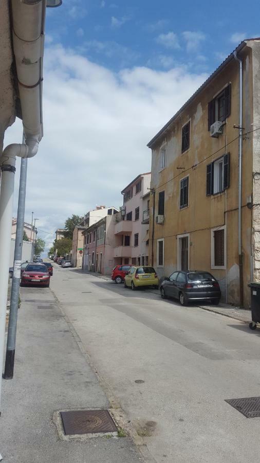 Apartment Kety Pula Bagian luar foto